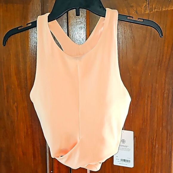 Athleta Conscious Cut Out Crop, Size Small D-DD, NWT, - Picture 3 of 10